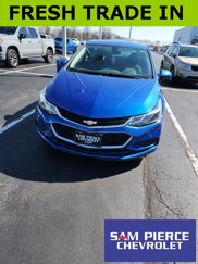 Used 2017 Chevrolet Cruze LT image 1