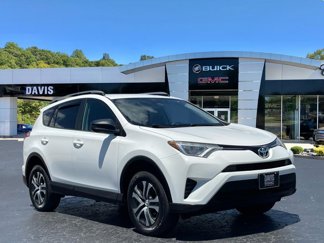 Used 2016 Toyota RAV4 LE image 1