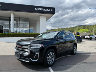 Used 2023 GMC Acadia SLT image 1