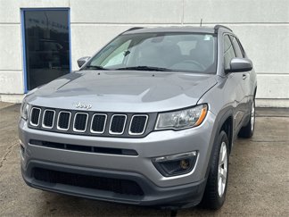 Used 2018 Jeep Compass Latitude w/ Popular Equipment Group image 1