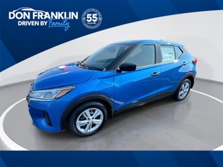 New 2025 Nissan Kicks Play S video 1
