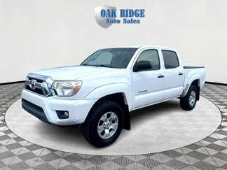 Used 2015 Toyota Tacoma PreRunner image 1