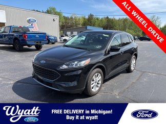 Used 2021 Ford Escape SE image 1