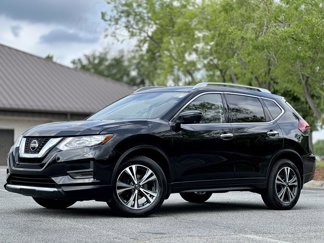 Used 2019 Nissan Rogue SV w/ Premium Package image 1