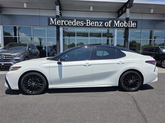 Used 2023 Toyota Camry XSE image 1
