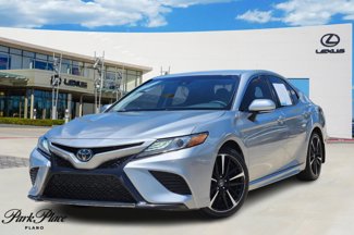 Used 2018 Toyota Camry XSE image 1