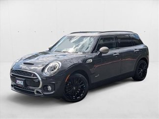 Used 2019 MINI Cooper Clubman S image 1