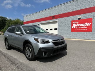 Used 2022 Subaru Outback Premium image 1