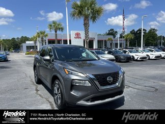 Used 2021 Nissan Rogue SV image 1