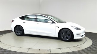Used 2021 Tesla Model 3 Standard Range Plus image 1