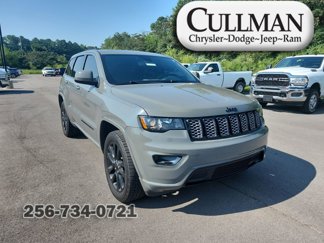 Used 2019 Jeep Grand Cherokee Altitude image 1