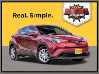 Used 2019 Toyota C-HR LE image 1