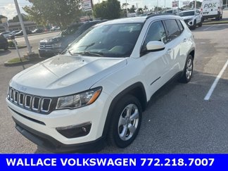Used 2019 Jeep Compass Latitude image 1