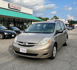 Used 2007 Toyota Sienna LE image 1