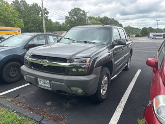 Used 2003 Chevrolet Avalanche 4x4 w/ Suspension Package, Off-Road image 1