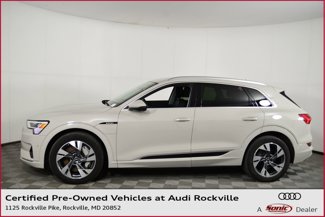 Certified 2022 Audi e-tron Premium Plus w/ Premium Plus Package image 1