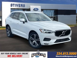 Used 2018 Volvo XC60 T5 Momentum w/ Vision Package image 1