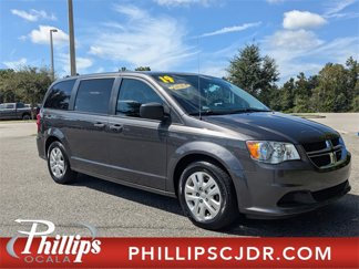 Certified 2019 Dodge Grand Caravan SE image 1