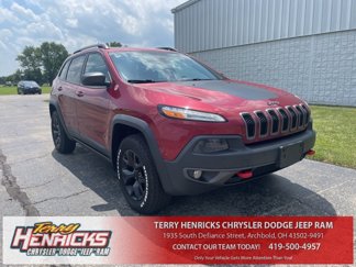 Used 2016 Jeep Cherokee Trailhawk image 1