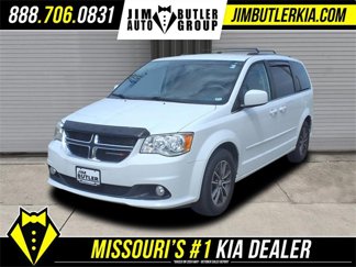 Used 2017 Dodge Grand Caravan SXT image 1