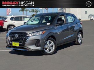 New 2025 Nissan Kicks Play S image 1