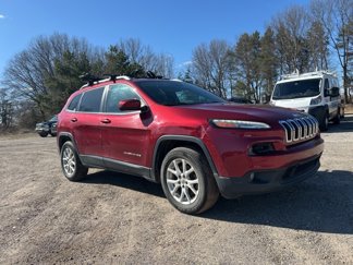 Used 2016 Jeep Cherokee Latitude w/ Cold Weather Group image 1