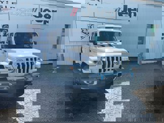 Used 2022 Jeep Wrangler Unlimited Sahara w/ Cold Weather Group image 1