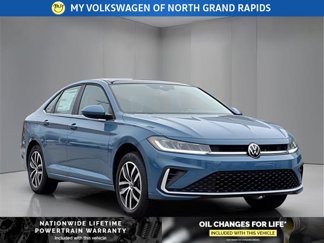 New 2025 Volkswagen Jetta SE image 1