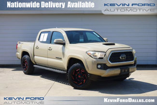 Used 2018 Toyota Tacoma TRD Sport image 1