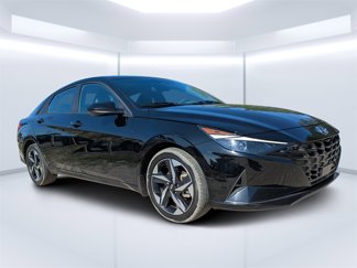 Used 2023 Hyundai Elantra SEL w/ Convenience Package image 1