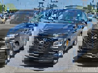 Used 2021 Hyundai Kona SE image 1