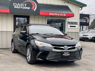 Used 2017 Toyota Camry XLE w/ Moonroof Package image 1