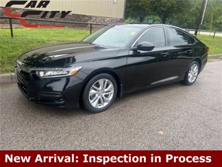 Used 2019 Honda Accord LX image 1