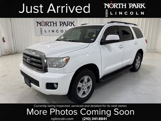 Used 2017 Toyota Sequoia SR5 image 1