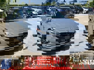 Used 2023 Hyundai Elantra SEL w/ Cargo Package image 1