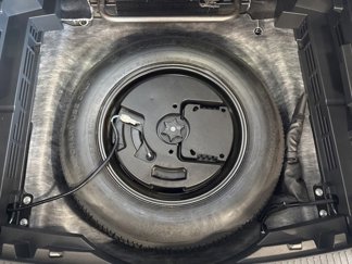 Used 2022 Nissan Rogue SV image 1