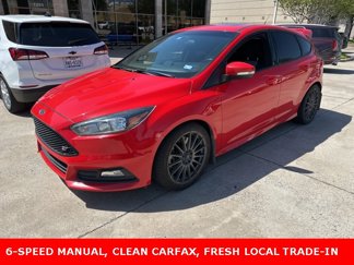 Used 2016 Ford Focus ST image 1