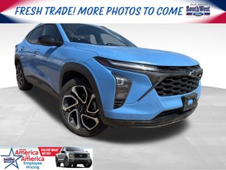 Used 2024 Chevrolet Trax RS w/ Sunroof Package image 1