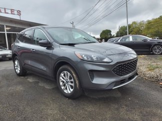 Used 2022 Ford Escape SE w/ Cold Weather Package image 1
