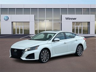 Used 2023 Nissan Altima 2.5 SL image 1