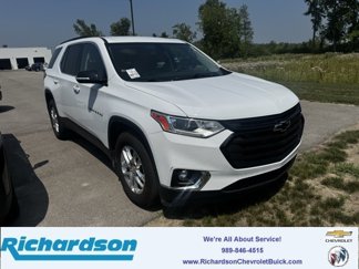 Used 2019 Chevrolet Traverse LT w/ LPO, Blackout Package image 1