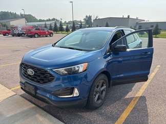 Used 2022 Ford Edge SEL w/ Sport Appearance Package image 1