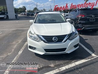 Used 2018 Nissan Altima 2.5 SV image 1