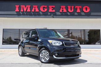 Used 2017 Kia Soul EV + image 1