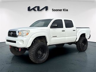 Used 2011 Toyota Tacoma PreRunner image 1