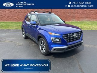Used 2024 Hyundai Venue SEL image 1