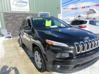 Used 2015 Jeep Cherokee Latitude image 1
