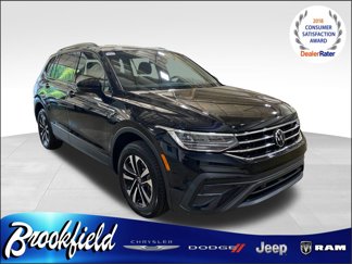 Used 2022 Volkswagen Tiguan S image 1