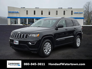 Used 2021 Jeep Grand Cherokee Laredo image 1