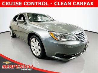 Used 2011 Chrysler 200 Touring image 1